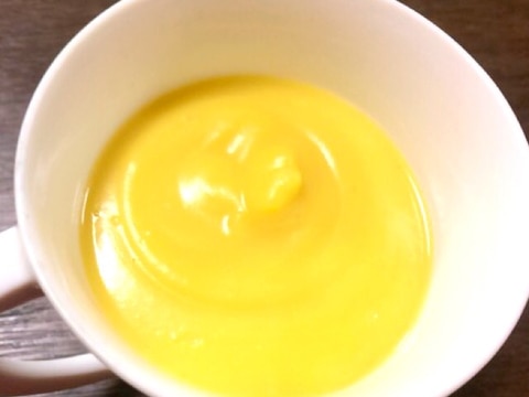 ココナッツオイルのカボチャスープ